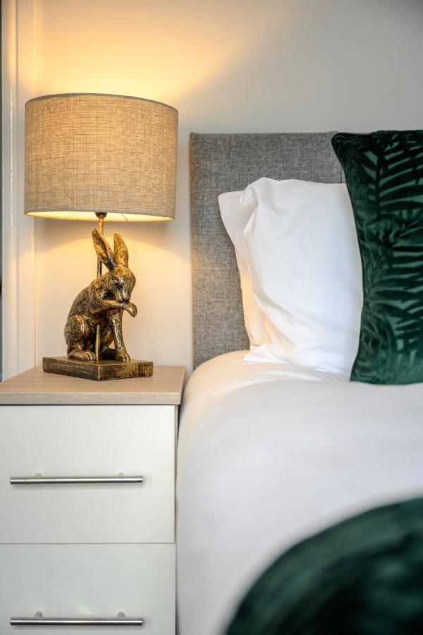 Mulberry House - Luxurious And Modern 4-Bed In Solihull Near Nec,Jlr, Airport, Resorts World, Hs2 Exterior foto